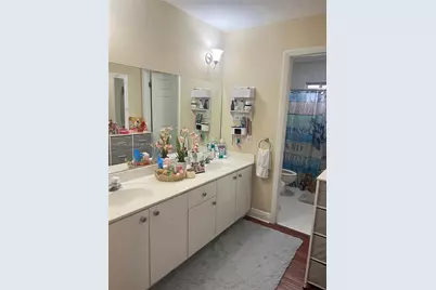 12377 NW 97th Pl #12377, Hialeah Gardens, FL 33018 - Photo 13