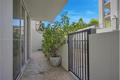 4100 Salzedo St #411, Coral Gables, FL 33146 - Photo 25