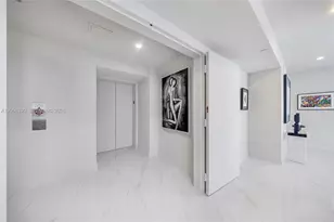 700 NE 24th St, Miami, FL 33137 - Photo 11