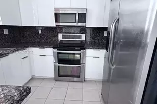11643 NW 78th St, Doral, FL 33178 - Photo 3
