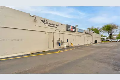 68 169 St, Hialeah, FL 33015 - Photo 27