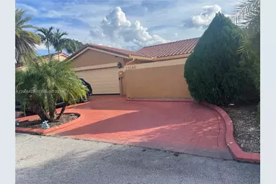 15146 SW 92nd Ter, Miami, FL 33196 - Photo 1