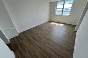 500 Bayview Dr, Sunny Isles Beach, FL 33160 - Photo 21