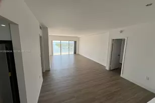 500 Bayview Dr, Sunny Isles Beach, FL 33160 - Photo 15