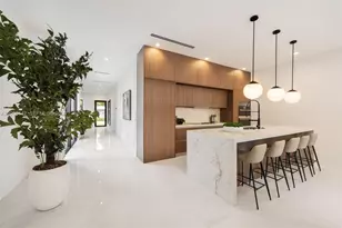 1122 NE 10, Fort Lauderdale, FL 33304 - Photo 3