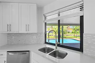 1768 NW 97th Terrace, Coral Springs, FL 33071 - Photo 13