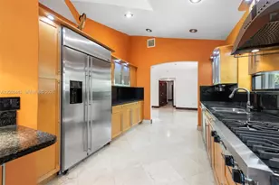 540 S Shore Dr, Miami Beach, FL 33141 - Photo 23