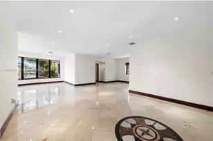 540 S Shore Dr, Miami Beach, FL 33141 - Photo 25