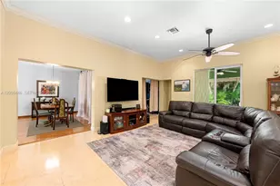 14590 SW 84th Ct, Palmetto Bay, FL 33158 - Photo 13