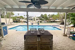 3485 N Meridian Ave, Miami Beach, FL 33140 - Photo 13
