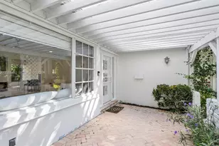1099 NE 97th St, Miami Shores, FL 33138 - Photo 7