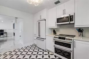 1099 NE 97th St, Miami Shores, FL 33138 - Photo 23