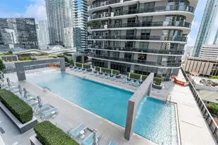 55 SW 9th St, Miami, FL 33130 - Photo 3
