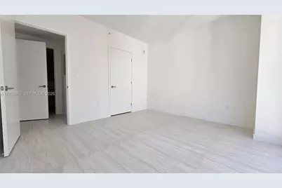 77 SE 5th Street #4014, Miami, FL 33131 - Photo 43