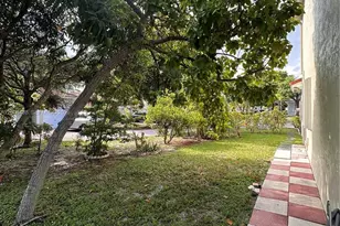 4852 NW 19th St, Coconut Creek, FL 33063 - Photo 5