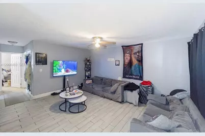 3070 NW 12th Ct, Fort Lauderdale, FL 33311 - Photo 9