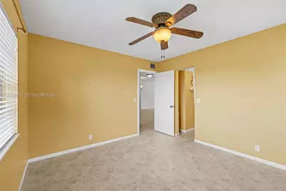 110 Lake Meryl Dr #216, West Palm Beach, FL 33411 - Photo 19