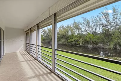 110 Lake Meryl Dr #216, West Palm Beach, FL 33411 - Photo 33