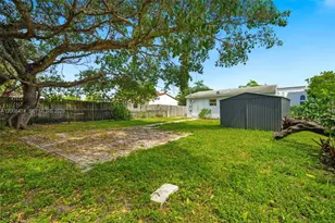 2124 Taylor St, Hollywood, FL 33020 - Photo 19