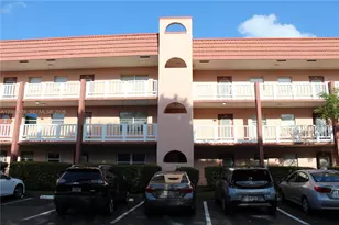 9480 Sunrise Lakes Blvd, Sunrise, FL 33322 - Photo 11