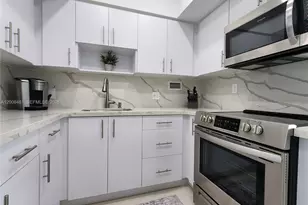3505 S Ocean Dr, Hollywood, FL 33019 - Photo 11