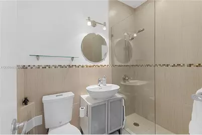 2445 Lake Pancoast Dr #M, Miami Beach, FL 33140 - Photo 5