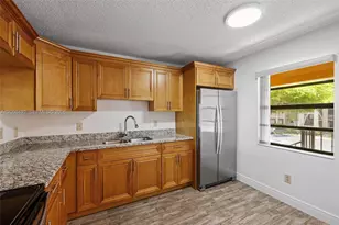 145 Lake Nancy Ln, West Palm Beach, FL 33411 - Photo 11