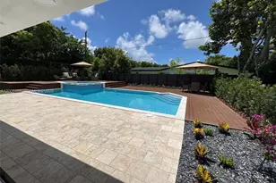 10475 SW 72nd Ave, Pinecrest, FL 33156 - Photo 1