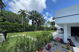 10475 SW 72nd Ave, Pinecrest, FL 33156 - Photo 17