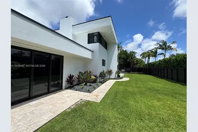 10475 SW 72nd Ave, Pinecrest, FL 33156 - Photo 13