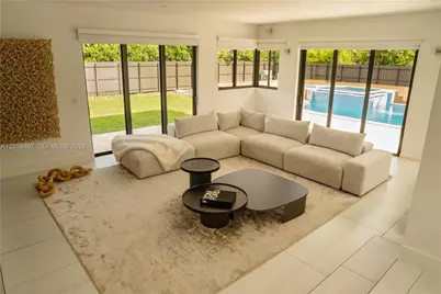 10475 SW 72nd Ave, Pinecrest, FL 33156 - Photo 23