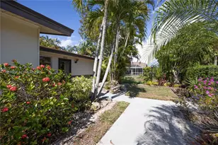 1031 Pine Isle Ln, Naples, FL 34112 - Photo 25