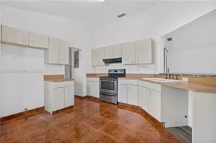 18825 NW 52nd Ct, Miami Gardens, FL 33055 - Photo 5