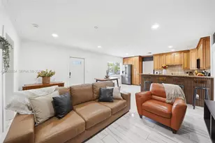 2202 NW 61st Pl, Margate, FL 33063 - Photo 5