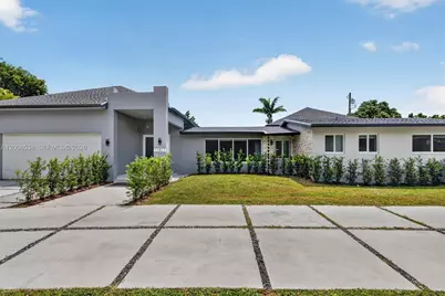 11811 SW 82nd Rd, Miami, FL 33156 - Photo 1