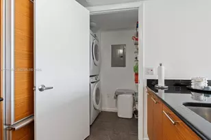 50 Biscayne Blvd, Miami, FL 33132 - Photo 33