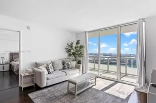 50 Biscayne Blvd, Miami, FL 33132 - Photo 7