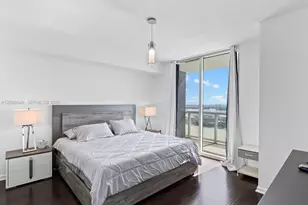 50 Biscayne Blvd, Miami, FL 33132 - Photo 17