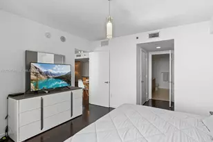 50 Biscayne Blvd, Miami, FL 33132 - Photo 21