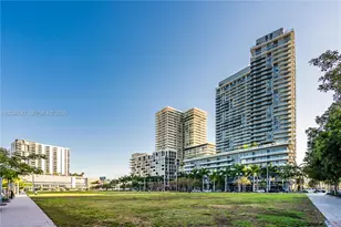 121 NE 34th St, Miami, FL 33137 - Photo 21