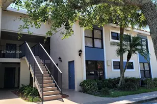 1522 Lake Crystal Dr, West Palm Beach, FL 33411 - Photo 1