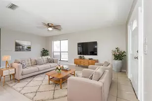 438 SE Streamlet Ave, Port Saint Lucie, FL 34983 - Photo 7
