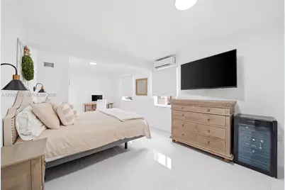 10860 SW 40th Ter, Miami, FL 33165 - Photo 19