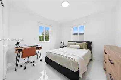 10860 SW 40th Ter, Miami, FL 33165 - Photo 15