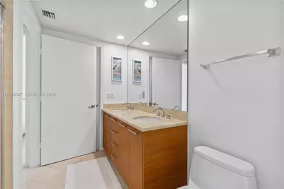 50 Biscayne Blvd #5402, Miami, FL 33132 - Photo 47