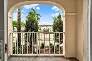 11501 NW 89th St, Doral, FL 33178 - Photo 21