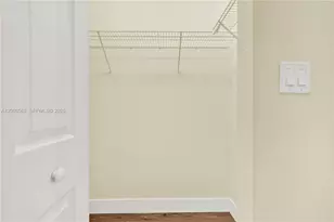 11501 NW 89th St, Doral, FL 33178 - Photo 37