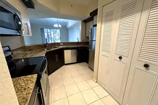 741 SW 148th Ave, Sunrise, FL 33325 - Photo 9