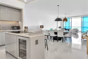 18975 Collins Ave, Sunny Isles Beach, FL 33160 - Photo 5