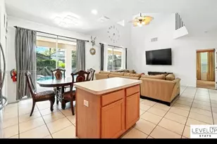 8520 Sunrise Key Dr, Kissimmee, FL 34747 - Photo 35